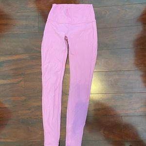 Lululemon Wunder Under leggings